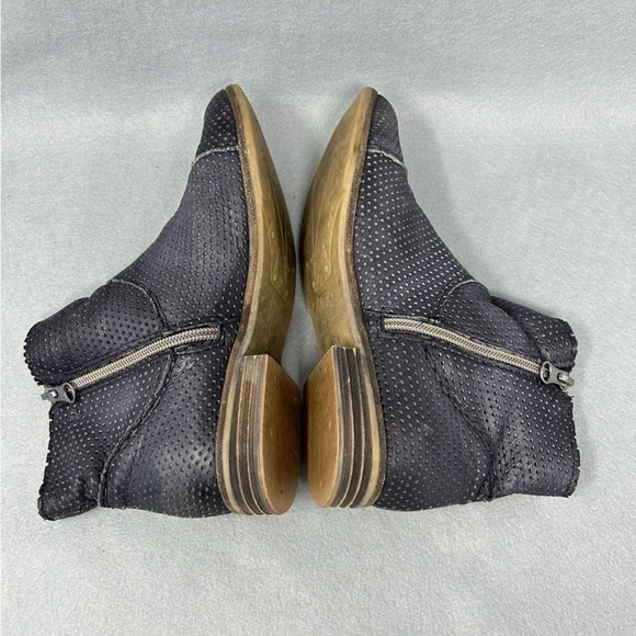 Free People Washed-Denim-Look Perforated Leather Cap Toe Ankle Boot Womens EU 37 - Picture 8 of 12